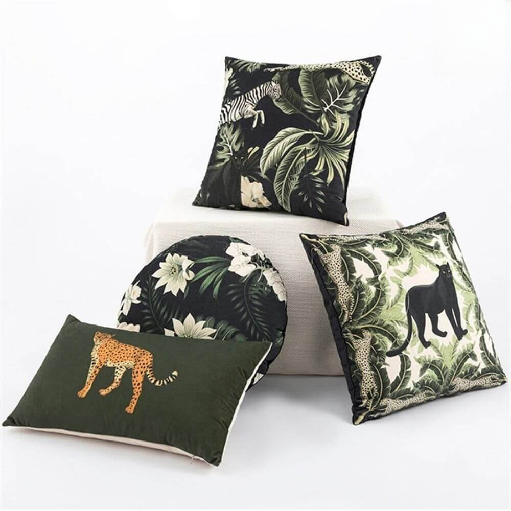Coussin Jungle Noir Et Vert Confortable Pour Intérieur Décoratif 1 Coussin Jungle Noir Et Vert Confortable Pour Intérieur Décoratif